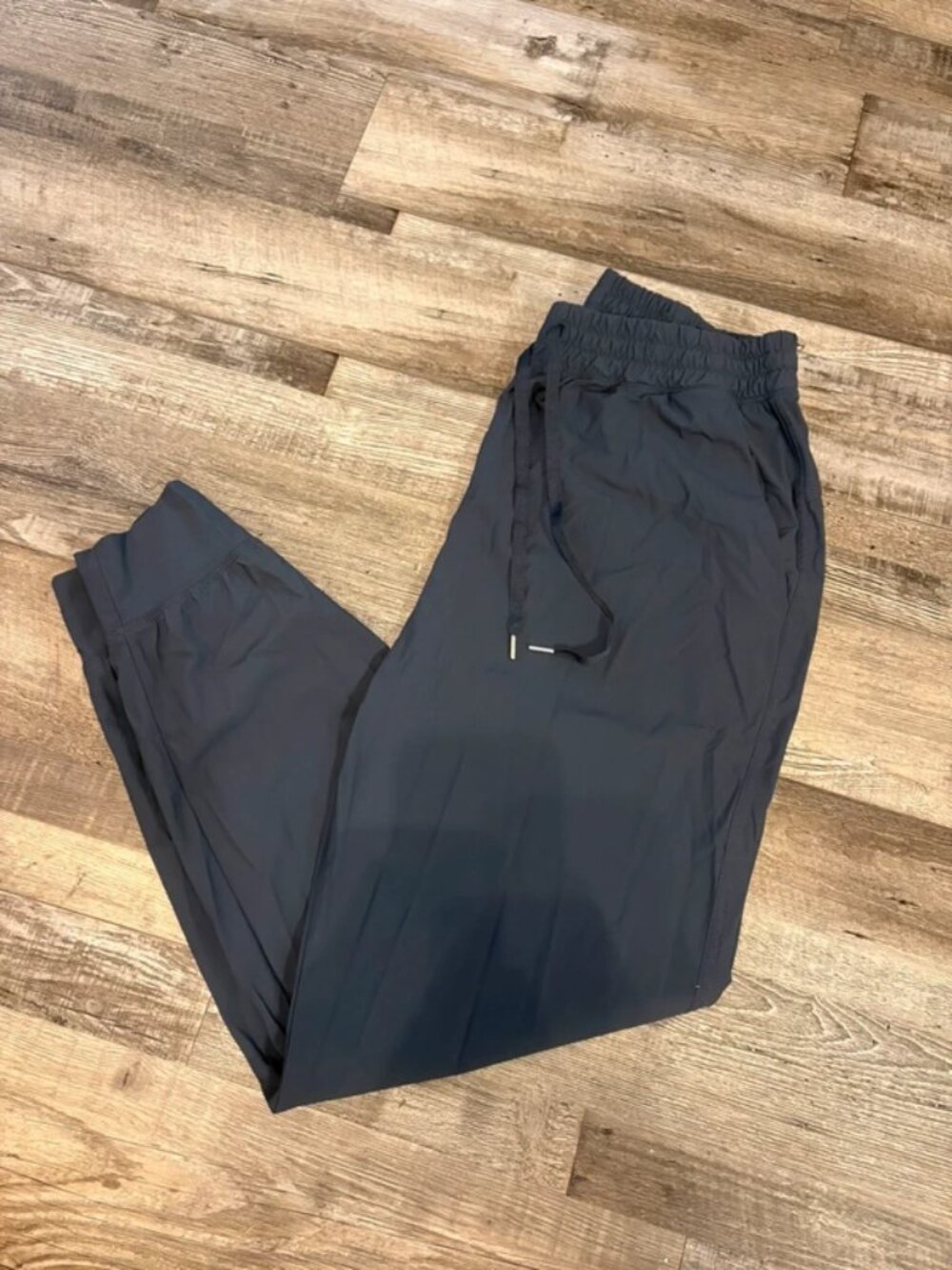 women’s joggers